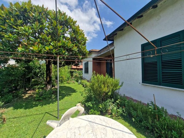 casa indipendente in vendita a Casciana Terme Lari in zona Lari