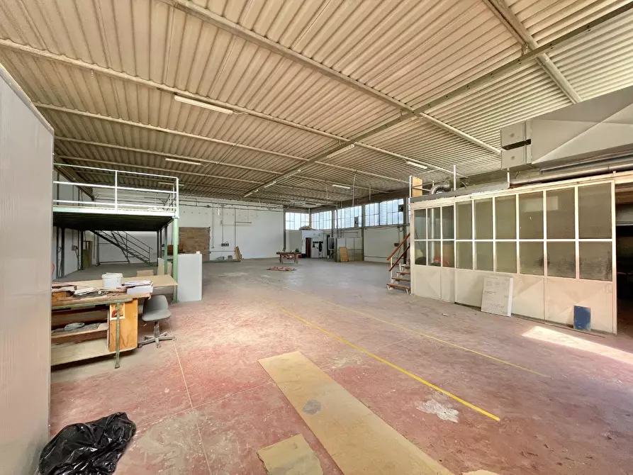 ufficio in vendita a Casciana Terme Lari in zona Perignano