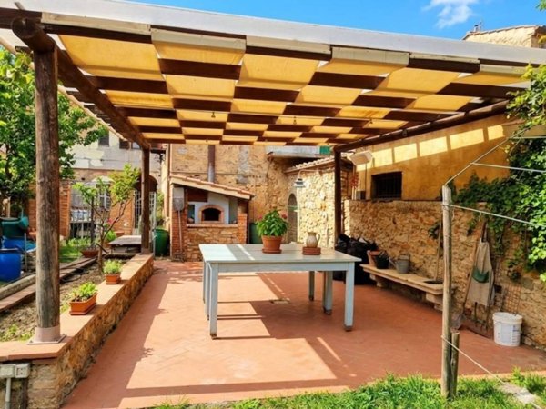 appartamento in vendita a Casciana Terme Lari in zona Casciana Terme