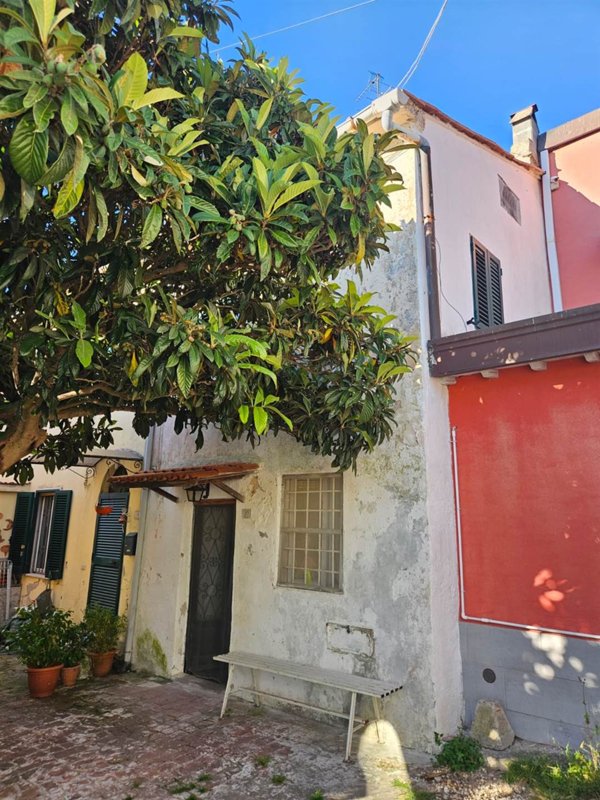 appartamento in vendita a Casciana Terme Lari in zona Lari