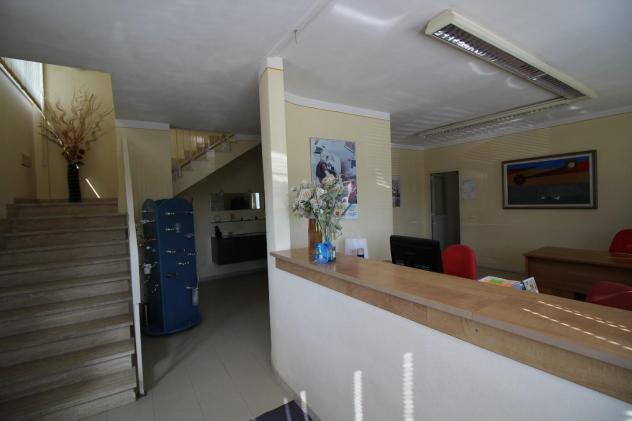 capannone in vendita a Casciana Terme Lari in zona Perignano