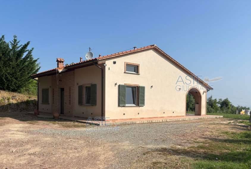 casa indipendente in vendita a Casciana Terme Lari
