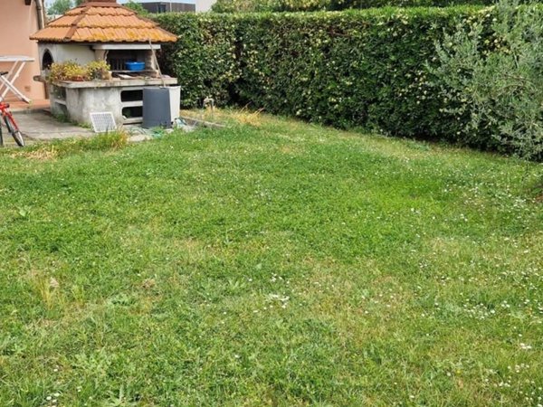 appartamento in vendita a Casciana Terme Lari in zona Perignano