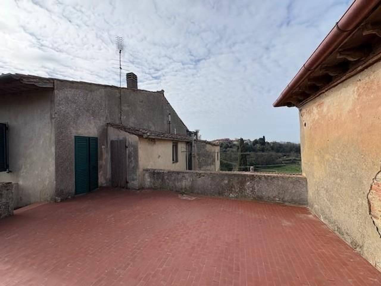 appartamento in vendita a Casciana Terme Lari in zona Usigliano