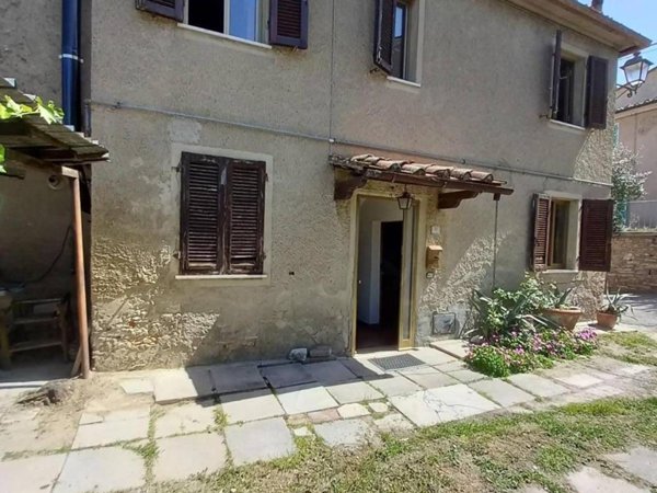 casa indipendente in vendita a Casciana Terme Lari