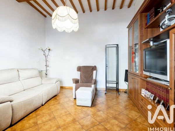 casa indipendente in vendita a Casciana Terme Lari in zona Perignano