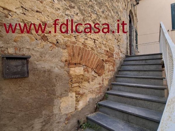 appartamento in vendita a Casciana Terme Lari in zona Casciana Alta