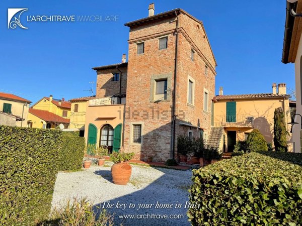casa indipendente in vendita a Casciana Terme Lari