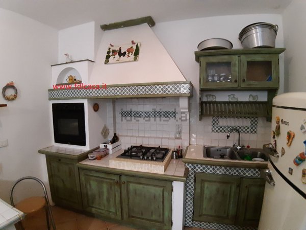 casa indipendente in vendita a Casciana Terme Lari in zona Collemontanino
