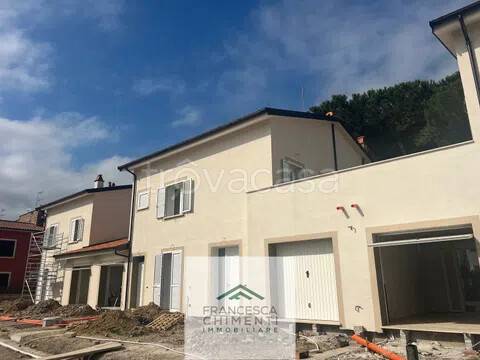 appartamento in vendita a Casciana Terme Lari in zona Perignano