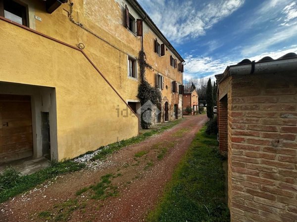 appartamento in vendita a Casciana Terme Lari in zona Sant'Ermo