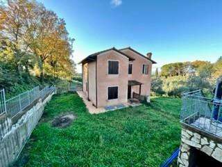 casa indipendente in vendita a Casciana Terme Lari in zona Ceppato