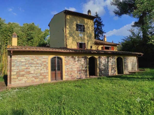 casa indipendente in vendita a Casciana Terme Lari in zona Sant'Ermo