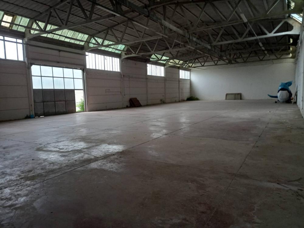 ufficio in vendita a Casciana Terme Lari in zona Perignano