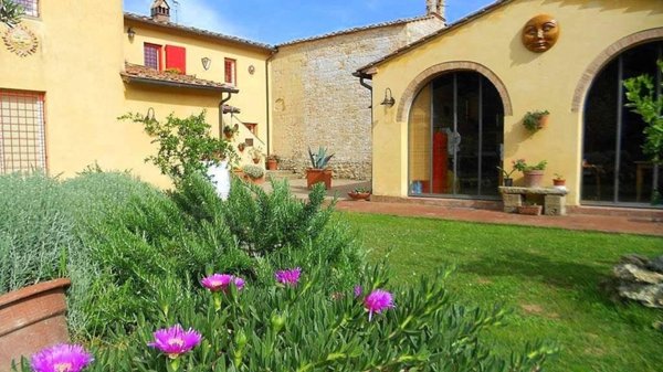 casa indipendente in vendita a Casciana Terme Lari