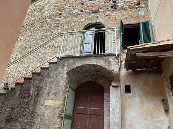 appartamento in vendita a Casciana Terme Lari in zona Casciana Alta