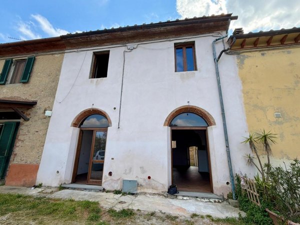 casa indipendente in vendita a Casciana Terme Lari in zona Boschi