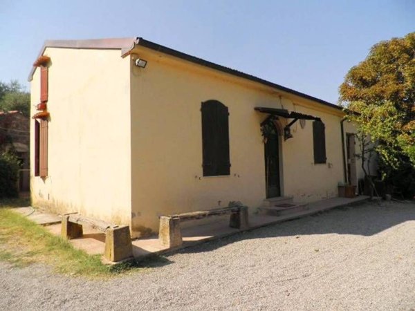casa indipendente in vendita a Casciana Terme Lari in zona Casciana Terme