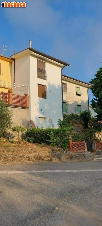 appartamento in vendita a Crespina Lorenzana in zona Lorenzana