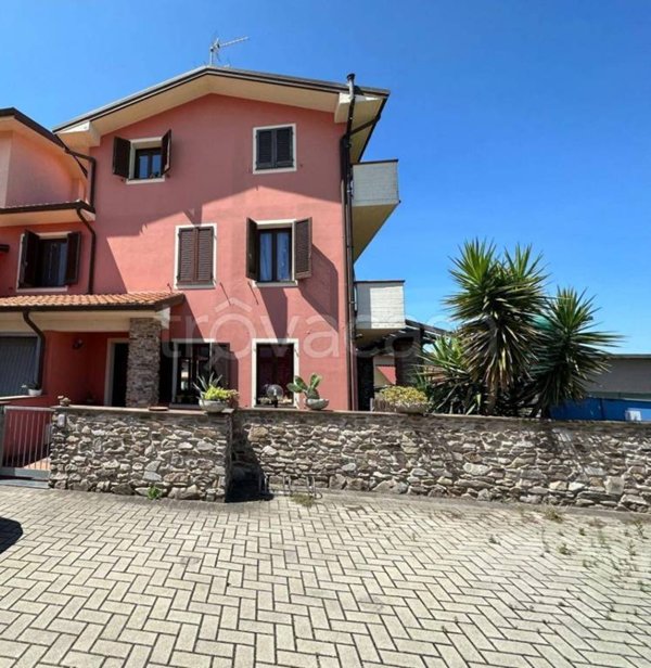 casa indipendente in vendita a Crespina Lorenzana in zona Cenaia