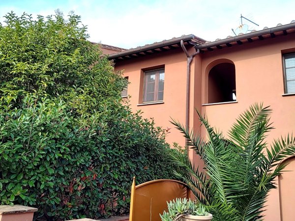 appartamento in vendita a Crespina Lorenzana in zona Cenaia
