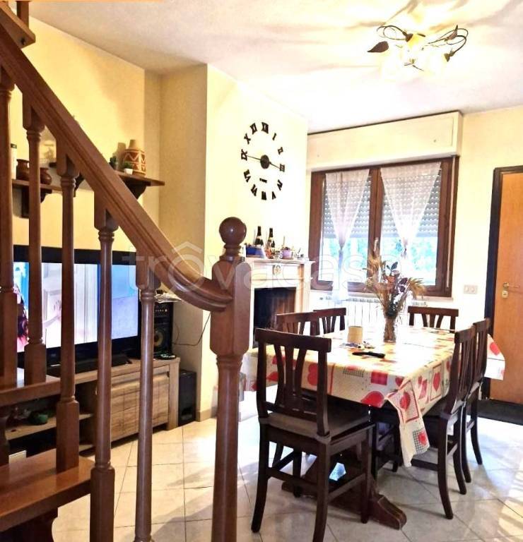 appartamento in vendita a Crespina Lorenzana in zona Crespina