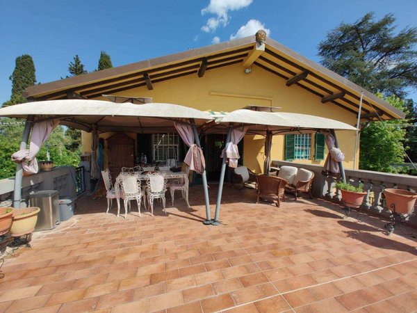 appartamento in vendita a Crespina Lorenzana in zona Cenaia