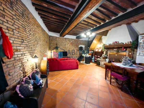 casa indipendente in vendita a Crespina Lorenzana
