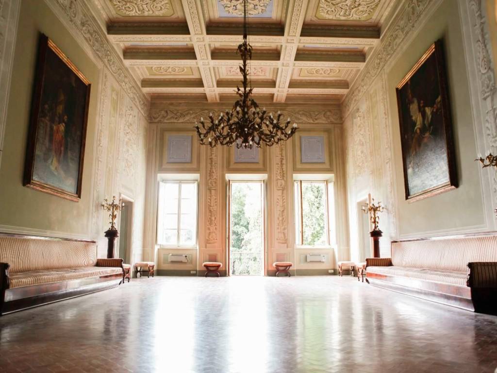 intera palazzina in vendita a Crespina Lorenzana in zona Crespina