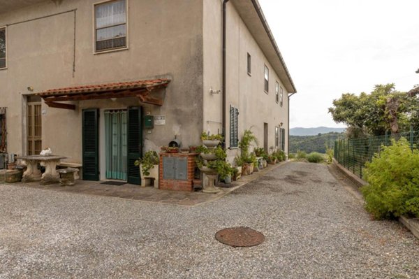 appartamento in vendita a Crespina Lorenzana in zona Lorenzana