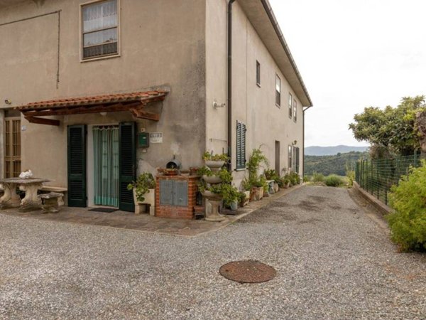 appartamento in vendita a Crespina Lorenzana in zona Lorenzana