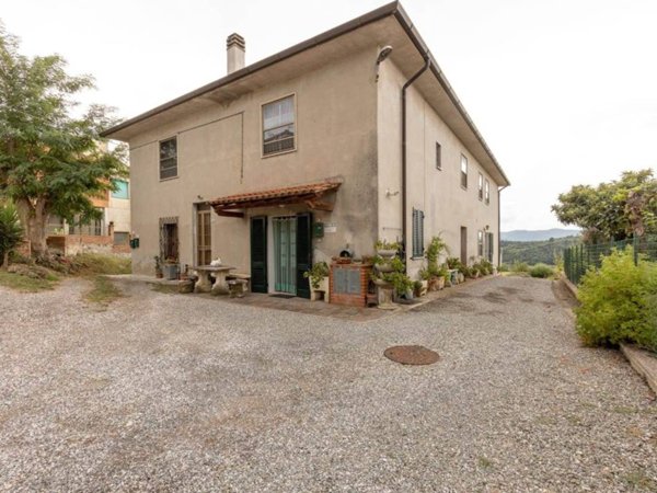 appartamento in vendita a Crespina Lorenzana in zona Lorenzana