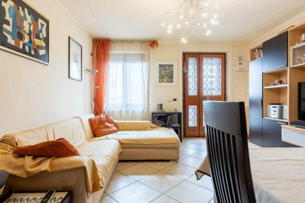 casa indipendente in vendita a Crespina Lorenzana