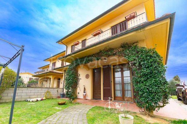 casa indipendente in vendita a Crespina Lorenzana in zona Ceppaiano