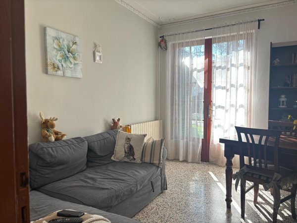 appartamento in vendita a Crespina Lorenzana in zona Lorenzana