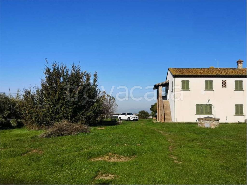 casa indipendente in vendita a Crespina Lorenzana in zona Lavoria