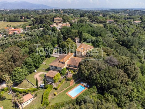 villa in vendita a Crespina Lorenzana in zona Lavoria