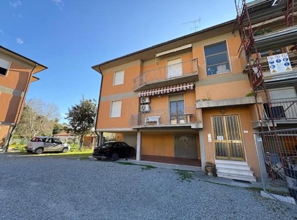 appartamento in vendita a Crespina Lorenzana in zona Crespina
