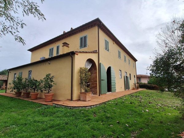 casa indipendente in vendita a Crespina Lorenzana in zona Crespina