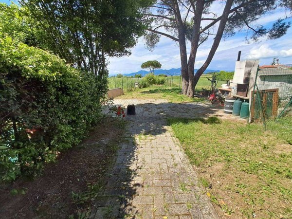 casa indipendente in vendita a Crespina Lorenzana in zona Lorenzana