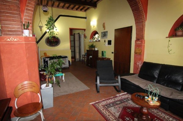 casa indipendente in vendita a Crespina Lorenzana in zona Crespina