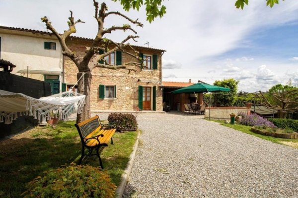 casa indipendente in vendita a Crespina Lorenzana