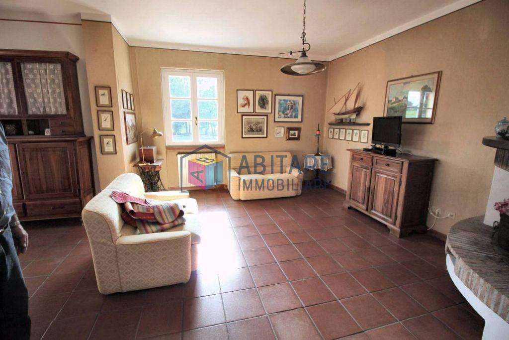 casa indipendente in vendita a Crespina Lorenzana in zona Crespina