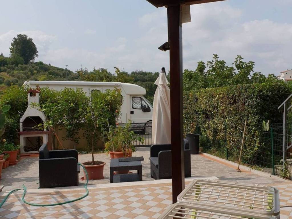 casa indipendente in vendita a Crespina Lorenzana in zona Crespina