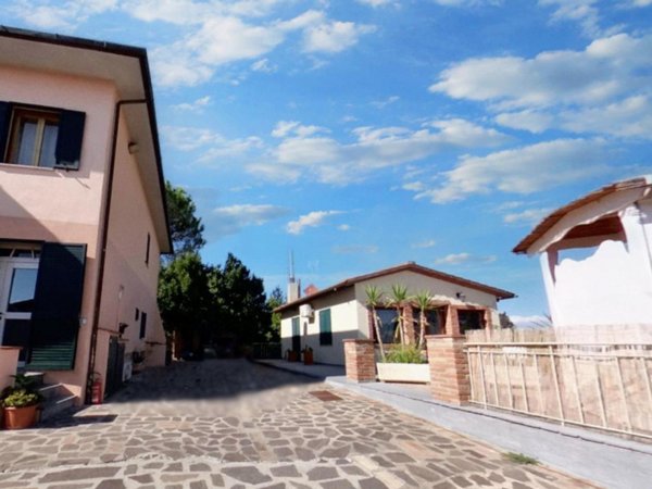 appartamento in vendita a Crespina Lorenzana