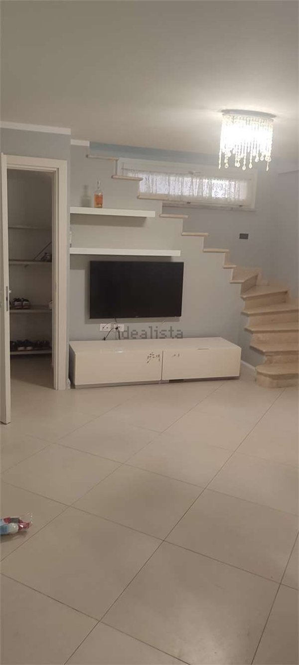 appartamento in vendita a Crespina Lorenzana in zona Cenaia