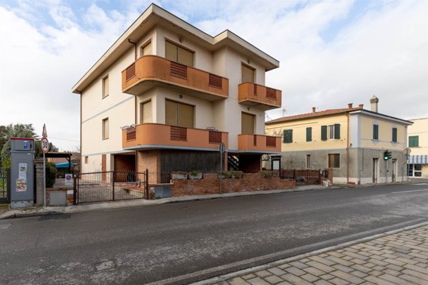 appartamento in vendita a Crespina Lorenzana