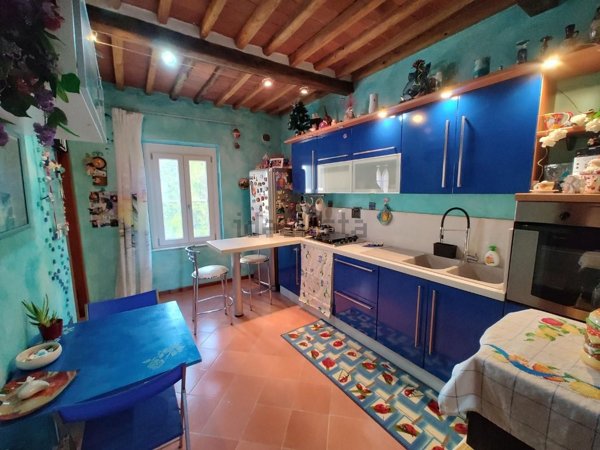appartamento in vendita a Crespina Lorenzana in zona Crespina