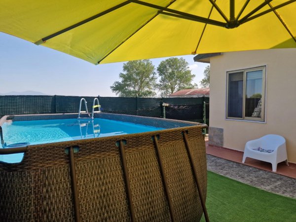 casa indipendente in vendita a Crespina Lorenzana in zona Cenaia