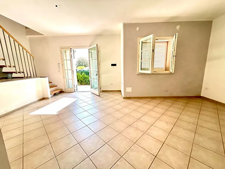 casa indipendente in vendita a Crespina Lorenzana in zona Cenaia